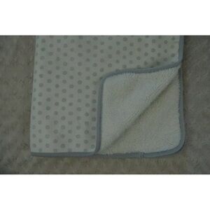 The Children's Place Polka Dot Baby Blanket Gray Off White Cream Sherpa